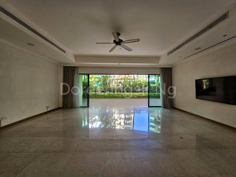 4 Bed Condo for Sale in  Camelot By-the-water - Image 20